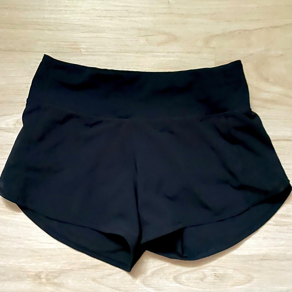 Lululemon Shorts Sz 4 Tall